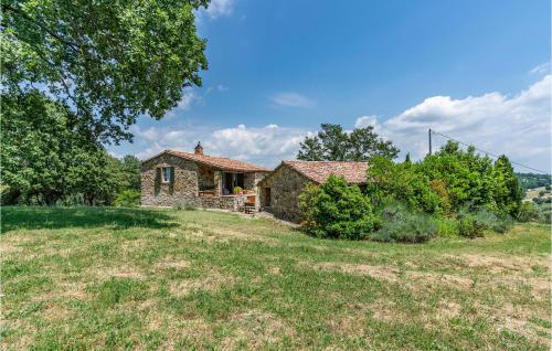 Amazing Home In Roccalbegna With Kitchen