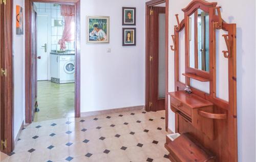  Amazing home in Conil with 3 Bedrooms, Outdoor swimming pool and Swimming pool in 11140 Conil de la Frontera