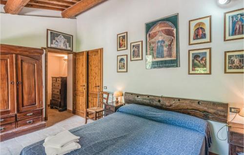 Pet Friendly Apartment In Castiglione D,lago Pg With Outdoor Swimming Pool