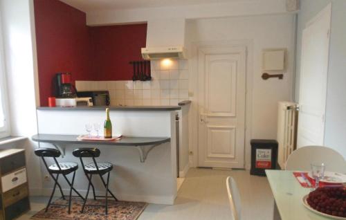 One-Bedroom Apartment in Vilde La Marine - image 9
