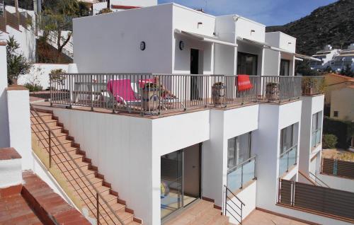 Three-Bedroom Holiday home Roses with Sea View 07 - image 12