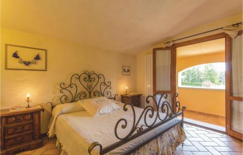 8 Bedroom Awesome Home In Arezzo Ar