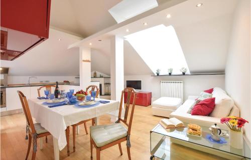  One-Bedroom Apartment in Genova in Genua