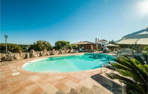 Beautiful Home In Arzachena With 6 Bedrooms, Wifi And Outdoor Swimming Pool