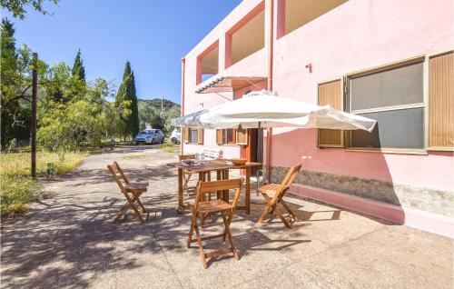 Beautiful home in Sarroch with 4 Bedrooms gîte à louer Sarroch