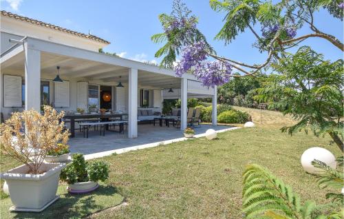 Cozy Home In Balestrate With Wifi