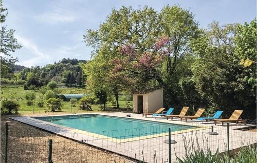 Stunning home in Anduze with 5 Bedrooms, Internet and Outdoor swimming pool - Anduze