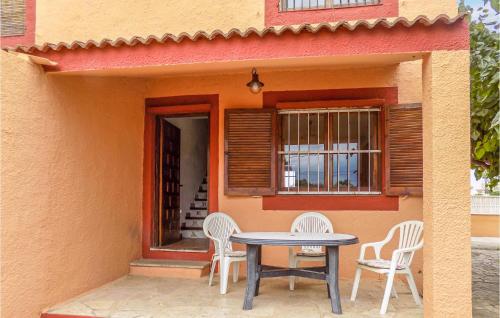 Stunning home in Peñíscola with 3 Bedrooms gîte à louer Benicarló