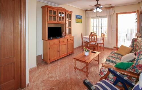 Awesome home in Santa Pola w/ Outdoor swimming pool Outdoor swimming pool and 3 Bedrooms - image 2