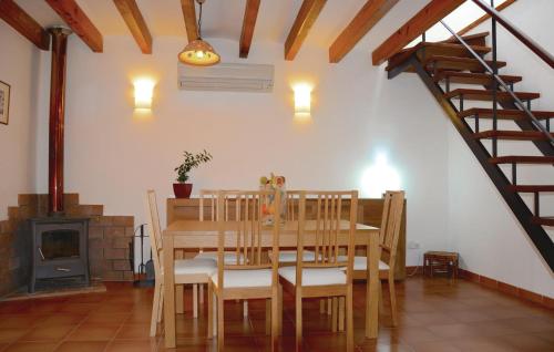 Holiday Home Soller with a Fireplace 09 - image 12