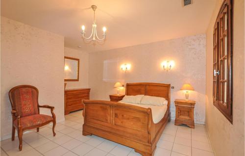 Lovely Home In Prades in พราด