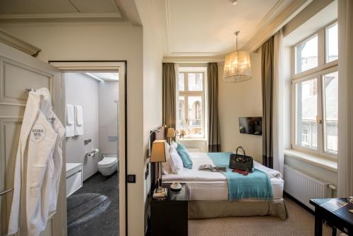 Classic Double or Twin Room