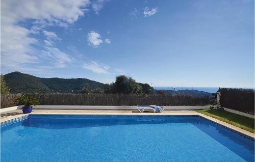  Cozy Home In St, Cebrià De Vallalta With Wifi in Sant Cebrià de Vallalta
