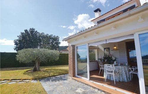 Peldbaseins, Lovely Home In St Cebria De Vallalta in Sant Cebria de Vallalta
