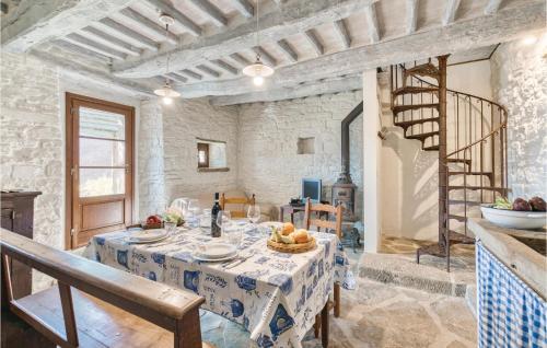 مطبخ, Pet Friendly Home In Cortona Ar in Cantalena