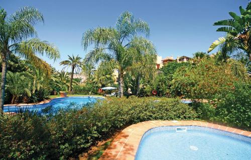  Awesome apartment in Estepona with 2 Bedrooms, Outdoor swimming pool and Swimming pool in Estepona