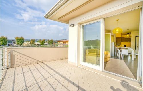 Beautiful apartment in Puegnago sul Garda with 2 Bedrooms, WiFi and Outdoor swimming pool
