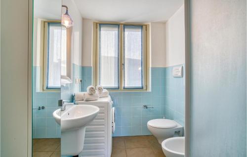 2 Bedroom Amazing Apartment In Puegnago Sul Garda