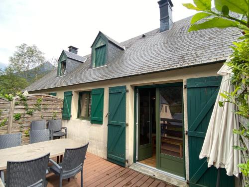 Le 103. Chalet 3 chambres. Terrasse. Parking. wifi.