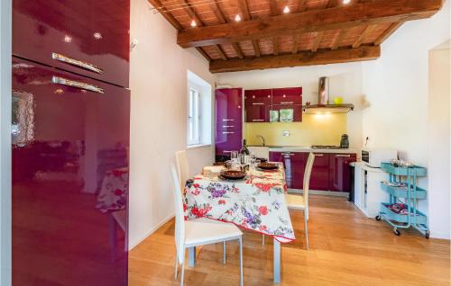 Cozy Home In Gubbio -pg- With Kitchen