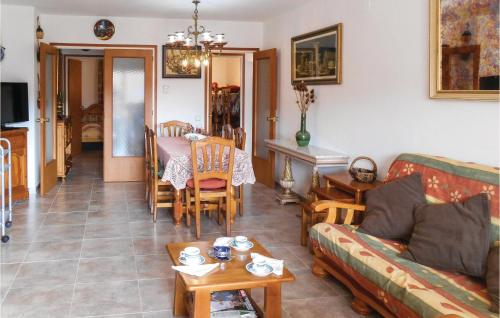 Three-Bedroom Apartment in Tossa de Mar - main image