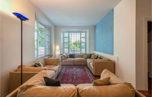 Amazing Home In Rimini With 6 Bedrooms And Wifi photo 3