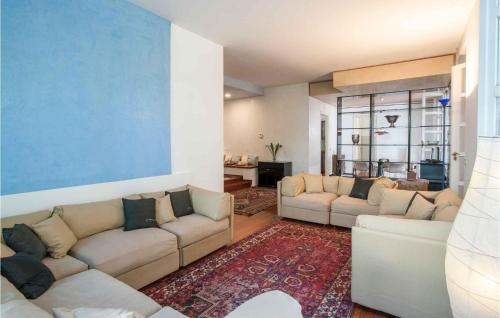 6 Bedroom Cozy Home In Rimini