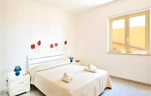  Nice apartment in Pizzo with 1 Bedrooms, WiFi and Outdoor swimming pool in Pizzo