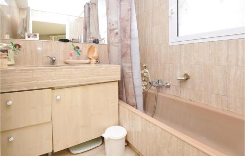 Studio Apartment in Cannes - image 8