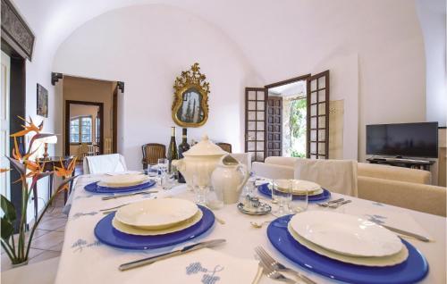 Stunning home in Albenga w/ 2 Bedrooms - image 13