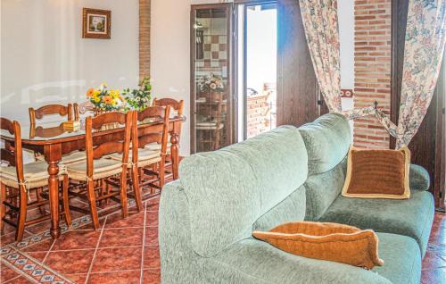  3 Bedroom Stunning Home In Alora-El Chorro in El Chorro
