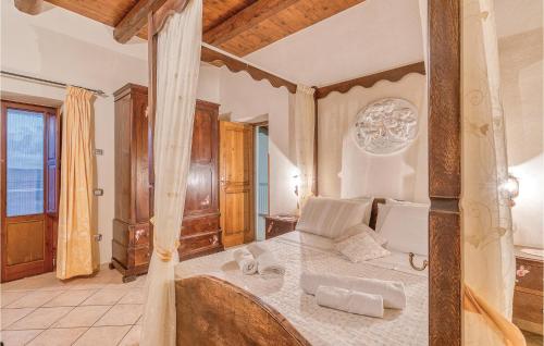 Beautiful Home In Stella Cilento With Sauna in Стела Сіленто