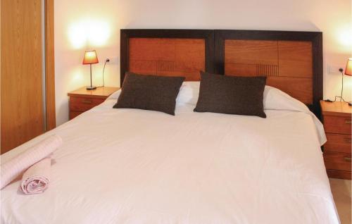 Two-Bedroom Apartment in Roldan - image 6