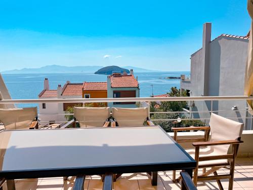 Athina Villa - Premier Sea - Location, gîte - PalaiónTsiflíkion