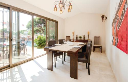 Holiday home Calle de la Playa - image 9