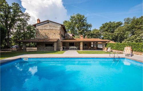 Gorgeous Home In Terranuova Bracciolini With Outdoor Swimming Pool