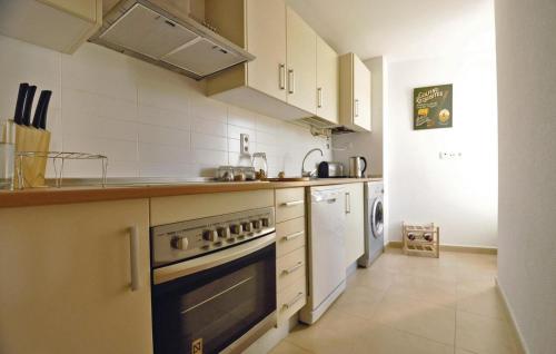  Amazing Apartment In Sucina With Wifi in Sucina