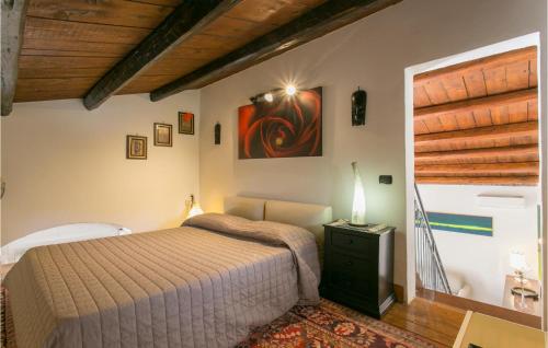 Six-Bedroom Holiday Home image 10