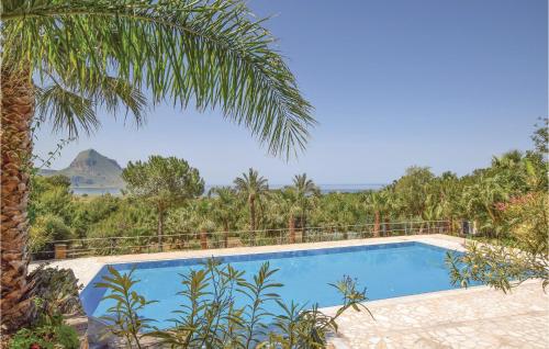 Awesome Home In Makari-s, Vito Lo Capo With 2 Bedrooms And Outdoor Swimming Pool