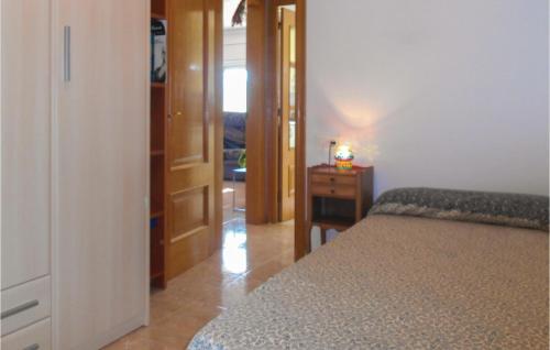 Three-Bedroom Apartment in Tossa de Mar - image 3