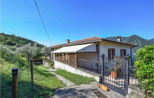 Gorgeous Apartment In Monte Isola With House A Mountain View