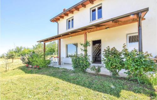 Awesome home in Busso with WiFi and 2 Bedrooms gîte à louer Colle d'Anchise