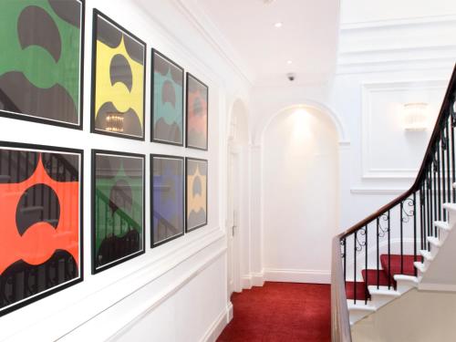 20 Hertford Street - image 14