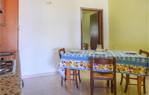 1 Bedroom Pet Friendly Home In Zambrone