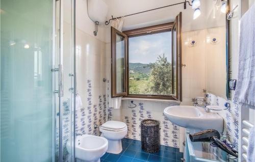 Bathroom, Olivi in Poggio Catino