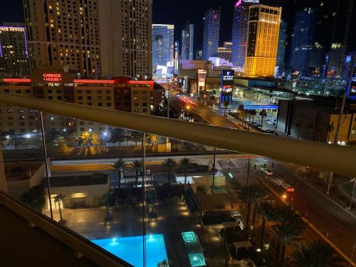 Strip View! Privately Owned Condo Hotel-The Signature At Mgm, Las Vegas