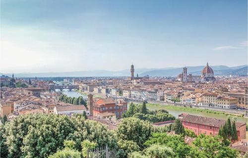  Beautiful apartment in Firenze with 2 Bedrooms and WiFi, Pension in Florenz