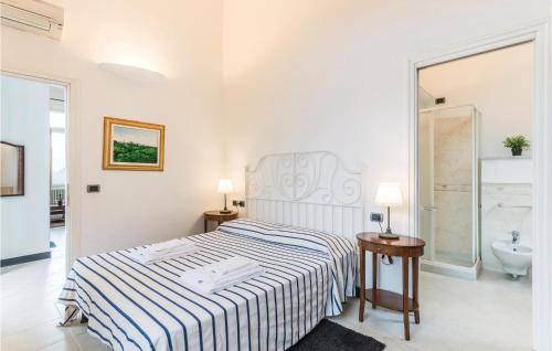 One-Bedroom Apartment image 7
