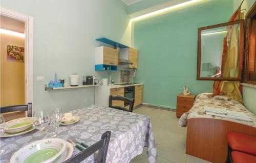 Awesome apartment in Palermo PA w/ WiFi and 1 Bedrooms - image 11