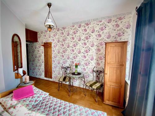 1 double bed